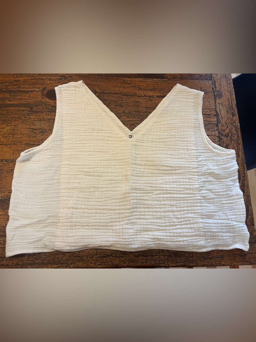 Pokoloko crinkle cotton sleeveless v-neck cropped top